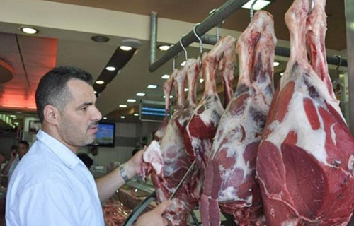 أسعار اللحوم الحمراء تهوي لمستويات قياسية