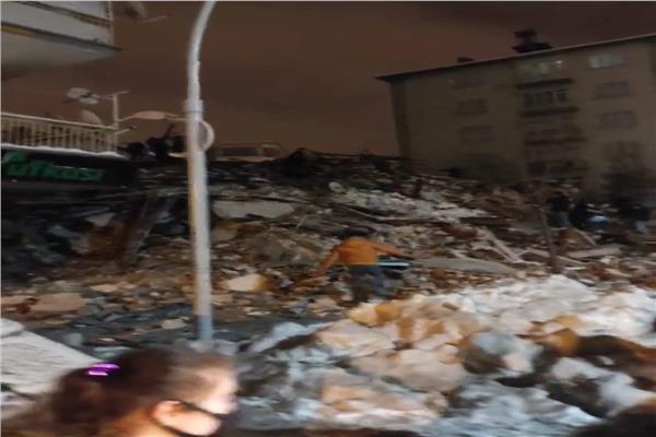 السلطات التركية تعلن درجة الإنذار الرابعة التي تعني طلب مساعدة دولية