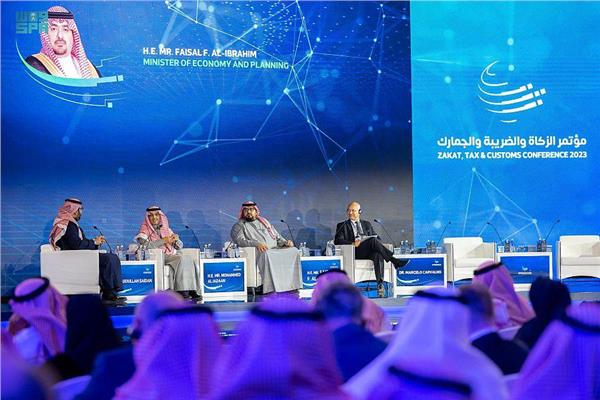 وزير التخطيط السعودي: اقتصاد الظل شهد تراجعا إلى أقل من 15٪؜ ونعمل على مواجهته