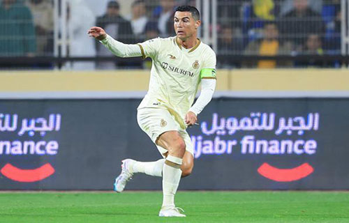 “سوبر هاتريك رونالدو” يعيد الصدارة للنصر السعودي