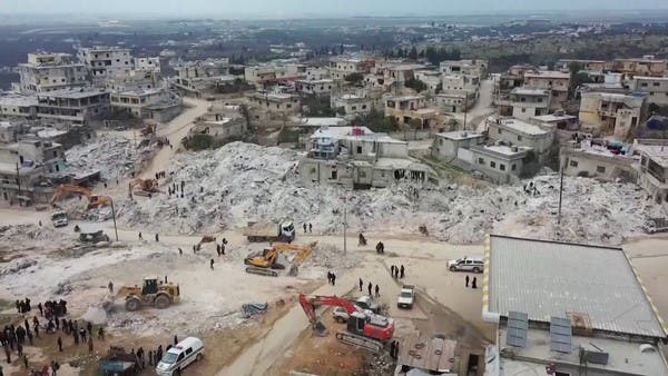 الزلزال لم يفرق.. تفرقة في المساعدات بين السوريين والأتراك