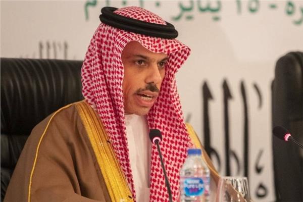 وزير الخارجية السعودي يعقد اجتماعًا مع الممثل السامي للاتحاد الأوروبي  