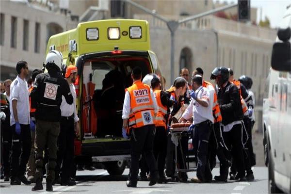 طعن مستوطن إسرائيلي في القدس واعتقال منفذ العملية