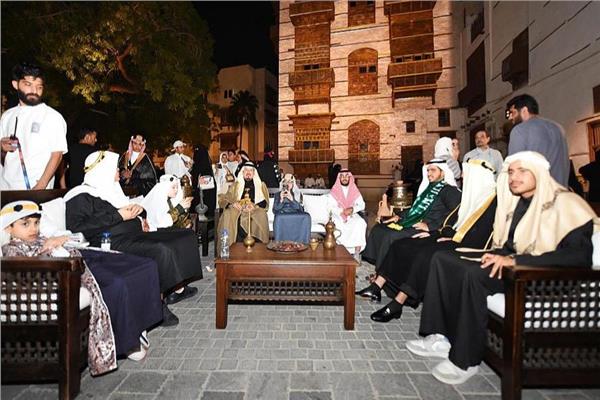 منطقة جدة التاريخية تستحضر عبق الحضارة احتفاءً بيوم التأسيس | صور