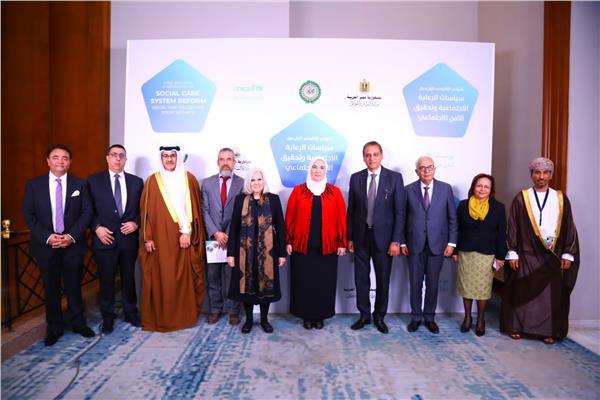 أبو غزالة: وزراء الشئون الاجتماعية العرب رحبوا بعقد مؤتمر الرعاية الاجتماعية بمصر