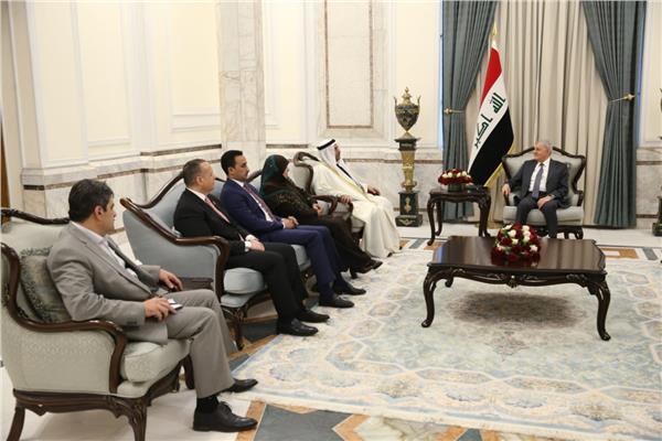 الرئيس العراقي يلتقي رئيس البرلمان العربي