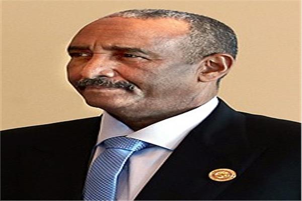 رئيس مجلس السيادة بالسودان يؤكد عمق وأزلية العلاقات السودانية المصرية