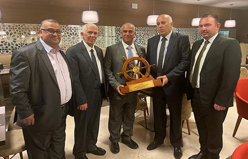 الفريق الرجوب يستقبل المحاضر العماني عبد المنعم العلوي