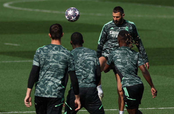 ريال مدريد يحتاج لنجاعة بنزيمة لتأكيد تفوّقه على ليفربول