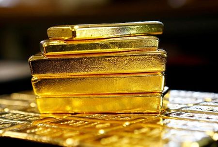 إقبال استثماري عنيف على الذهب وارتفاعات أقوى منتظرة