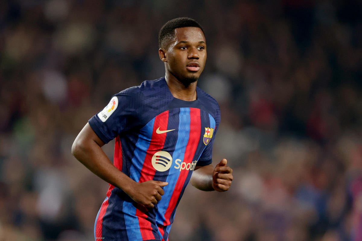 برشلونة ينتظر سعرا فلكيا لبيع فاتي