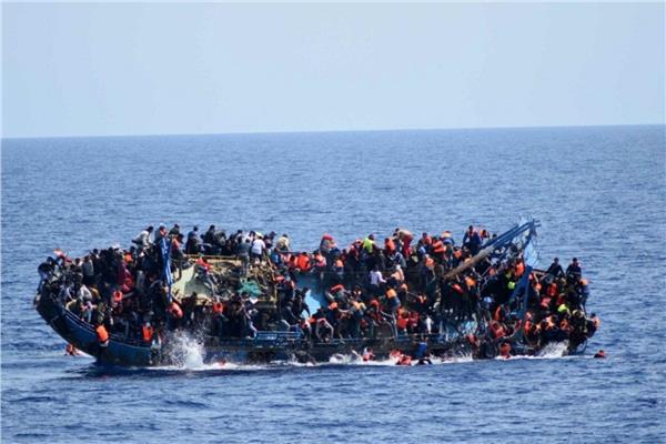 فقدان 34 مهاجرًا إثر غرق قاربهم قبالة السواحل التونسية