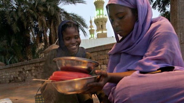 “فتاوى إطعام مسكين” برمضان.. تشعل عاصفة في السودان