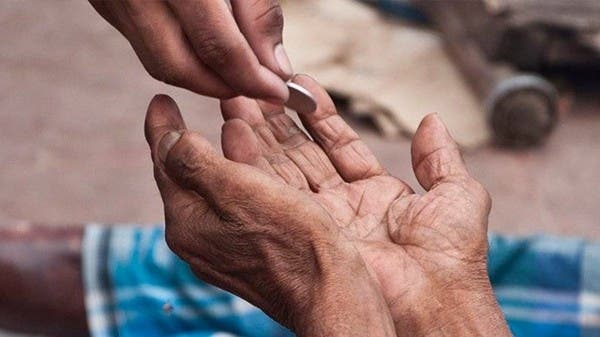 “المتسولة الثرية”.. تملك عقارات وأرصدة بنكية وتحمل الجنسية المغربية والسويسرية