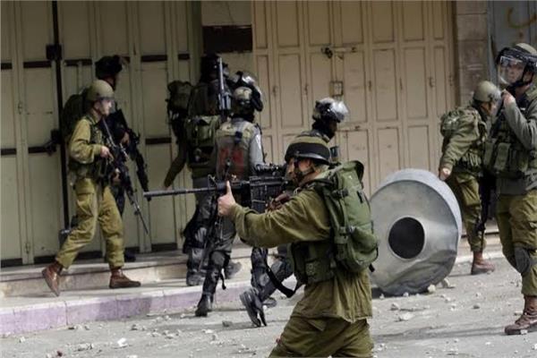 إصابة 3 فلسطينيين برصاص الاحتلال الإسرائيلي