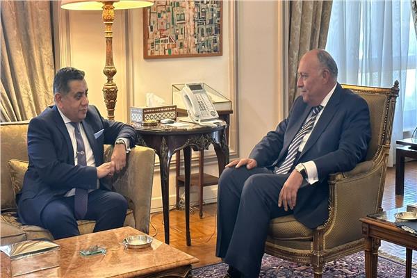 وزير الخارجية يستقبل وزير الدولة البريطاني للشرق الأوسط وشمال إفريقيا | صور