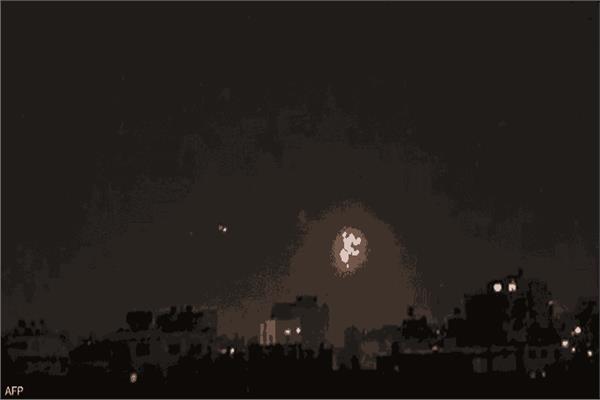 إطلاق وابل من الصواريخ من غزة تجاه جنوب إسرائيل