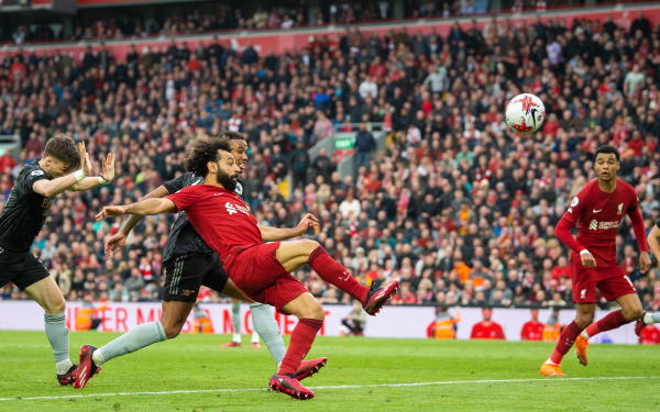 ليفربول يعود من بعيد ويفرض التعادل على أرسنال