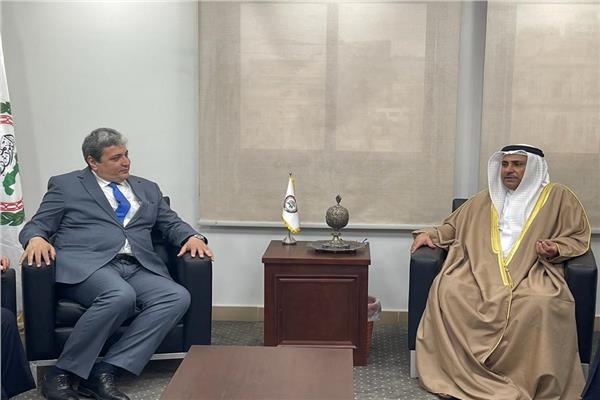 العسومي يبحث استعدادات المؤتمر الدولي الأول لحالة حقوق الإنسان في العالم العربي