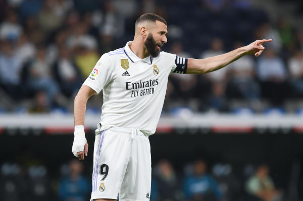 بنزيمة باق مع ريال مدريد رغم العرض السعودي المغري