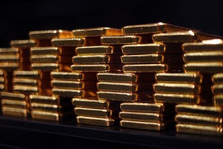 العقود الآجلة للذهب انخفضت خلال دورة الولايات المتحدة