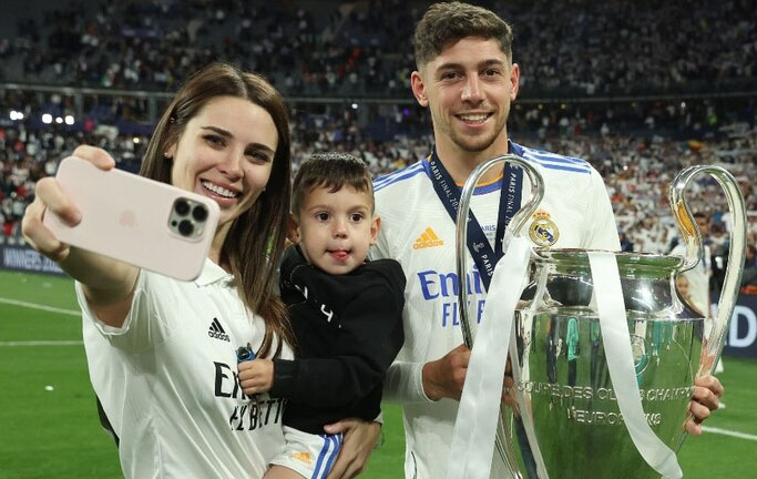 زوجة فالفيردي ترد على لاعب فياريال “باينا”
