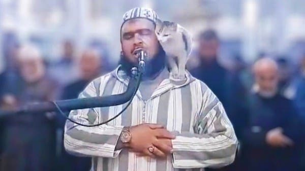 فيديو لرقص مع شقراء.. إشاعة جديدة تطال الشيخ الجزائري