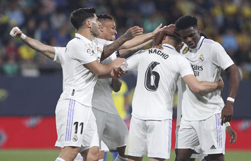 ريال مدريد يتفوق على قادش قبيل رحلته اللندنية