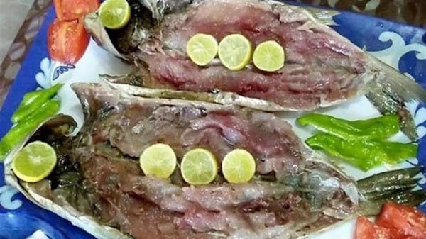 مصر تحتفل بشم النسيم.. هذه مواصفات الفسيخ والرنجة السليمة