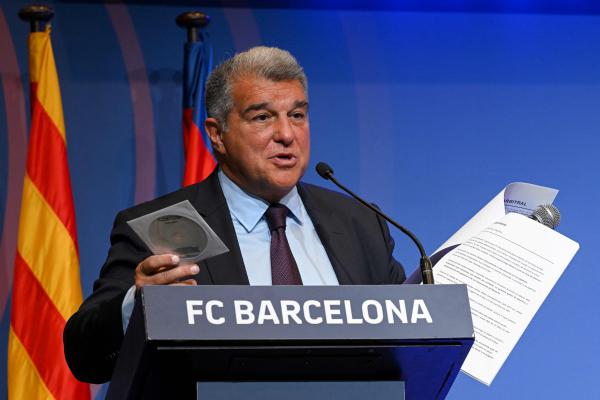 رئيس برشلونة ينفي ارتكاب أية جريمة في فضيحة التحكيم