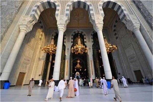 شئون الحرمين تعلن نجاح خطة التفويج للمصلين والمعتمرين ليلة 27 رمضان