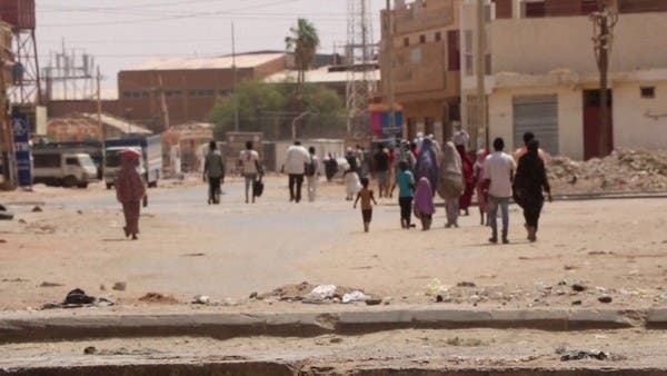 مشاهد مؤلمة لهروب مرضى الغسيل الكلوي في شوارع الخرطوم