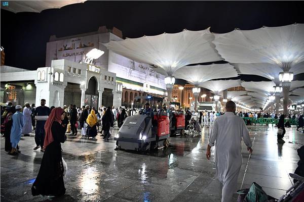 شؤون المسجد النبوي تعلن نجاح خطتها لليلة ختم القرآن الكريم