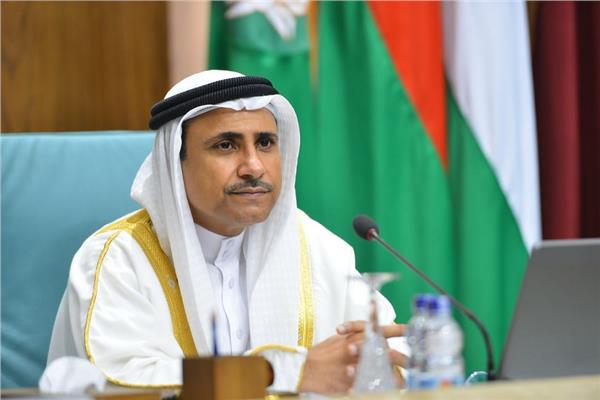 رئيس البرلمان العربي يهنئ السيسي بمناسبة الذكرى الـ 41 لتحرير سيناء