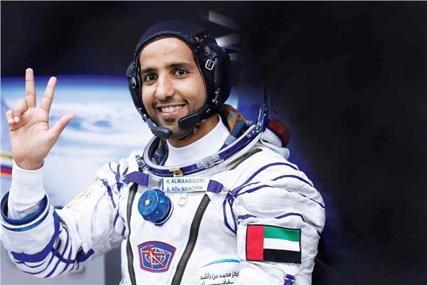 كيف يستعد رواد الفضاء  لمهمة السير ؟..«النيادي» يوضح