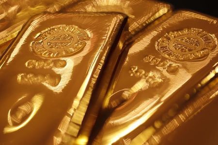 أحد أكبر مشتريي الذهب في العالم يبيع بقوة ويفرض ضغوطًا سعرية!