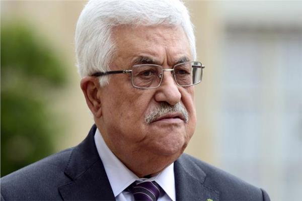 الرئيس الفلسطيني يعزي القنصل المصري في وفاة شقيقه