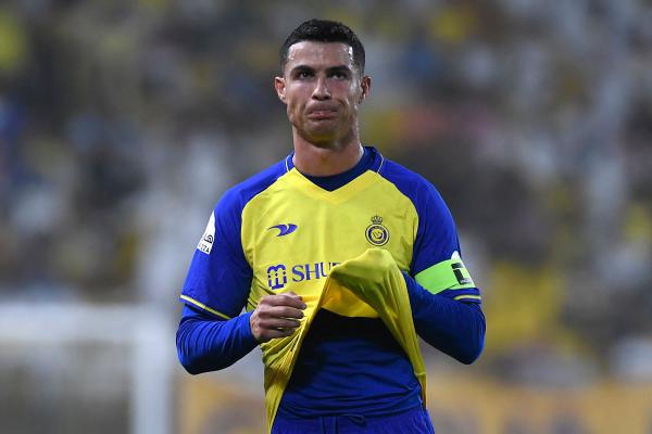 رونالدو الرياضي الأعلى أجراً في 2023 متفوقاً على ميسي ومبابي