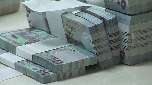 خزائن منهوبة ومصارف محترقة.. شبح الكساد يخيم على اقتصاد السودان