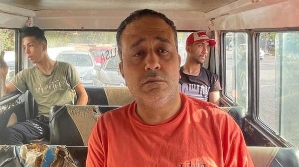 فنان مصري يرد على دولارات محمد رمضان.. بطريقته الخاصة!