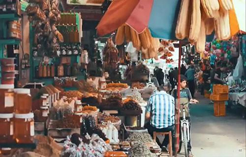ركود يعم أسواق قطاع غزة وسط دعوات لتخفيف الضرائب الإضافية