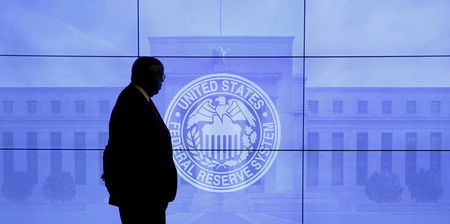 تصريحات صادمة من الفيدرالي.. الفائدة قد تتخطى الـ 6%
