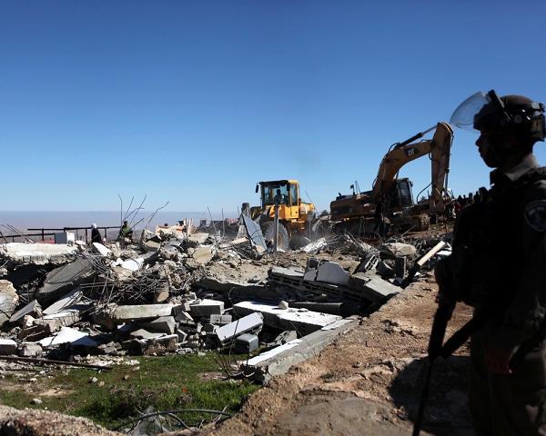 الاحتلال يهدم منشآت في سلوان بالقدس المحتلة-الحياة الجديدة