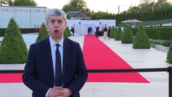 فرنسا تتعهد بدعم أوكرانيا لتمكينها من شن هجوم مضاد على روسيا