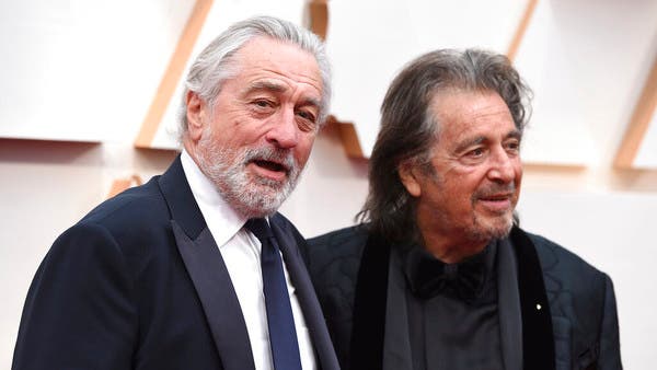 سبقه إلى الأبوة مسناً.. كيف علق دي نيرو على حمل صديقة آل باتشينو