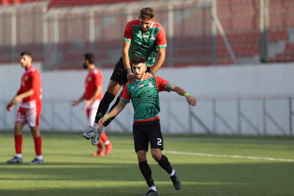 الوحدات يوافق على فسخ عقد زيد القنبر بناءً على رغبته