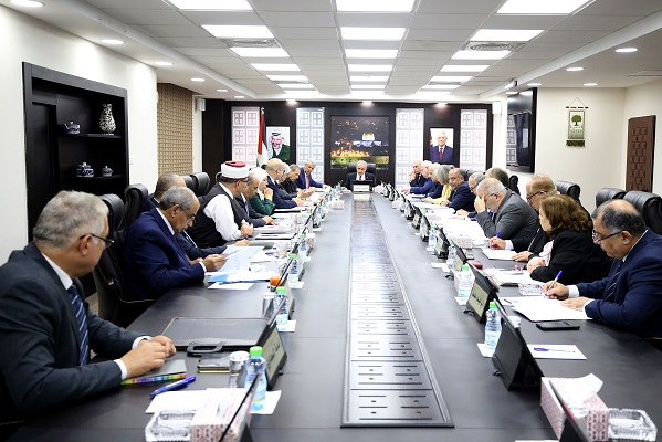 مجلس الوزراء يصادق على الإحالة النهائية لصوامع القمح على ائتلاف شركات محلية وعربية-الحياة الجديدة