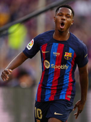 فاتي وناتشو ضمن تشكيلة إسبانيا