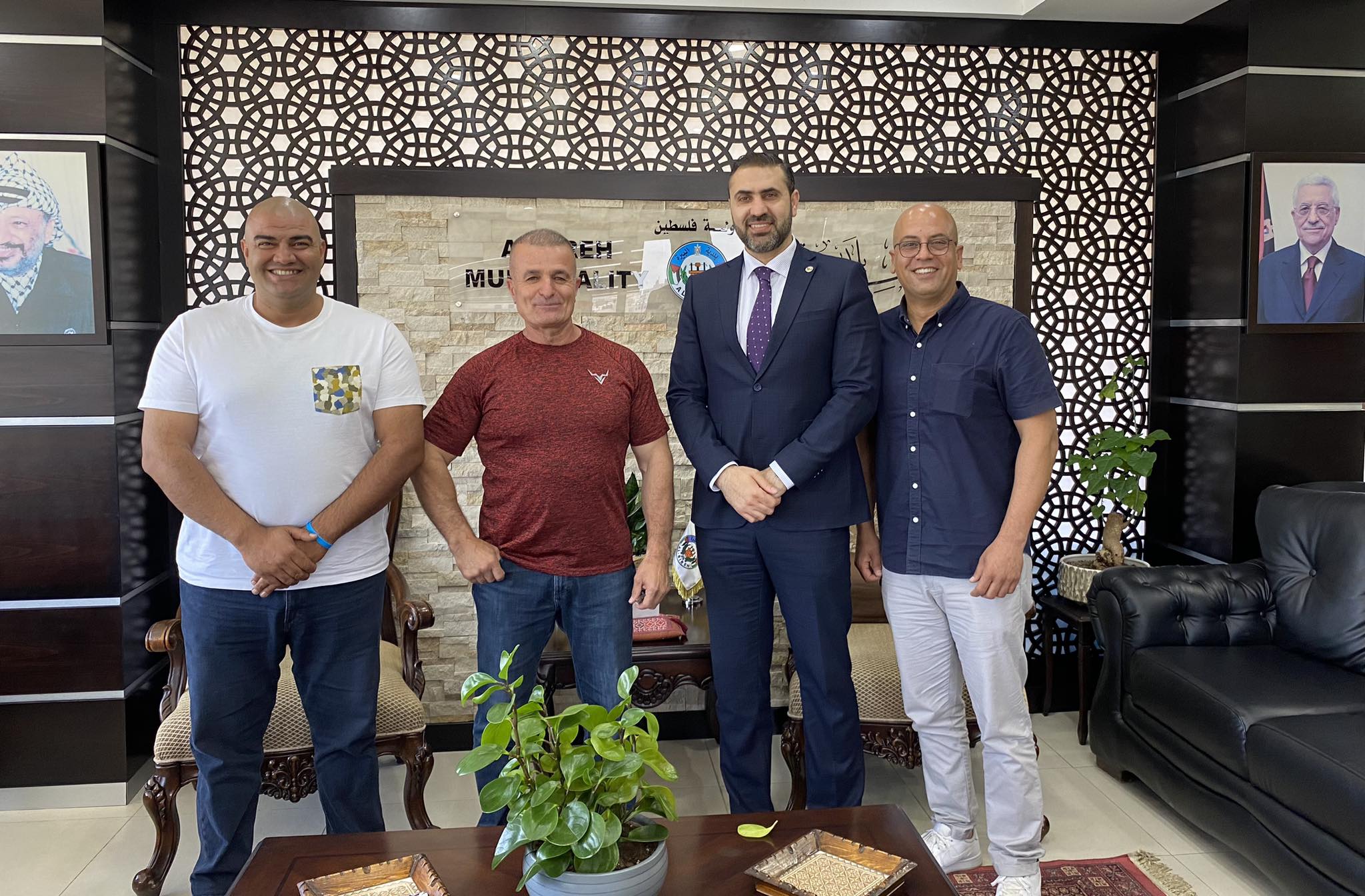 اتحاد بناء الأجسام يجتمع مع رئيس بلدية البيرة ويناقش أفكاراً تطويرية