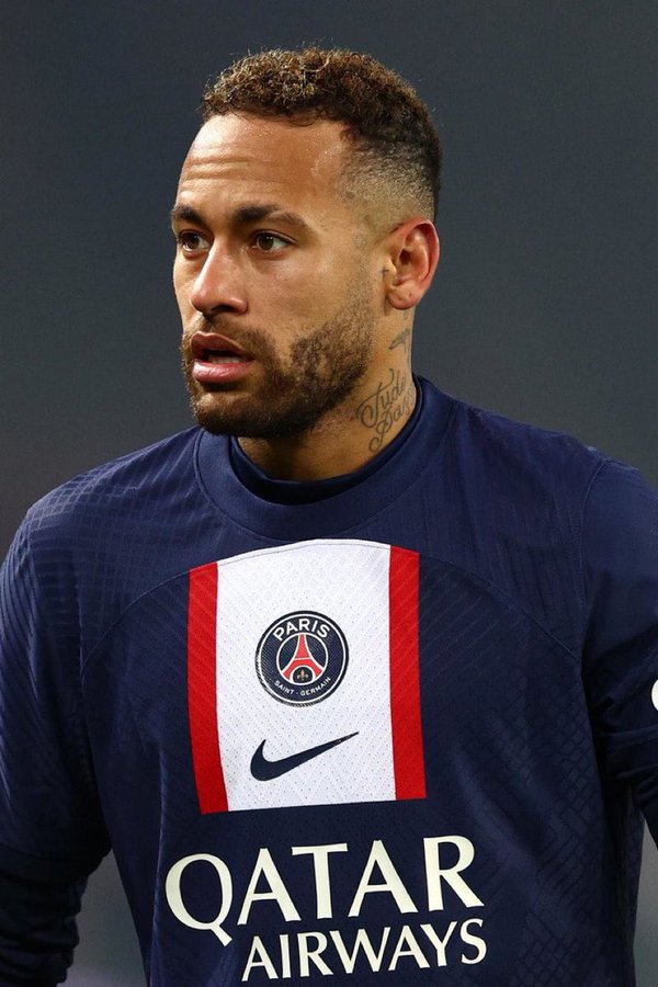 مفاجأة جديدة تُغلف مستقبل البرازيلي نيمار